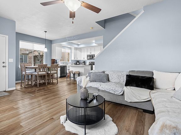 5th image of 6852 W Bamburgh Way