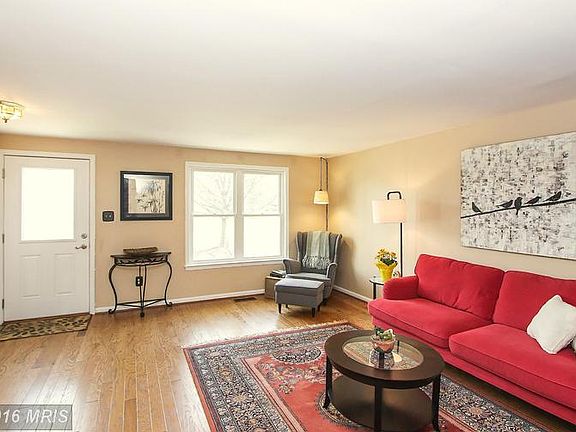 4th image of 7312 Crestleigh Way
