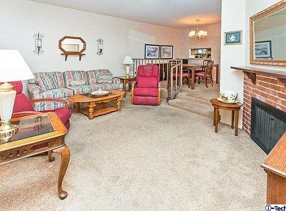 5th image of 10480 Sunland Blvd APT 34