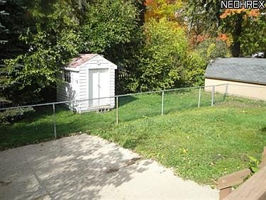 3rd image of 510 Laurel Dr