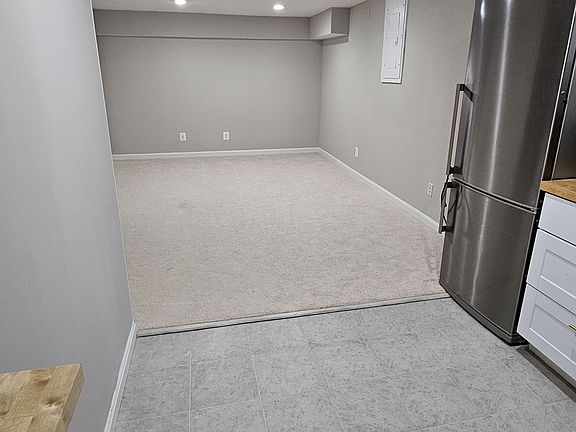 5th image of 1310 S Columbus St #1