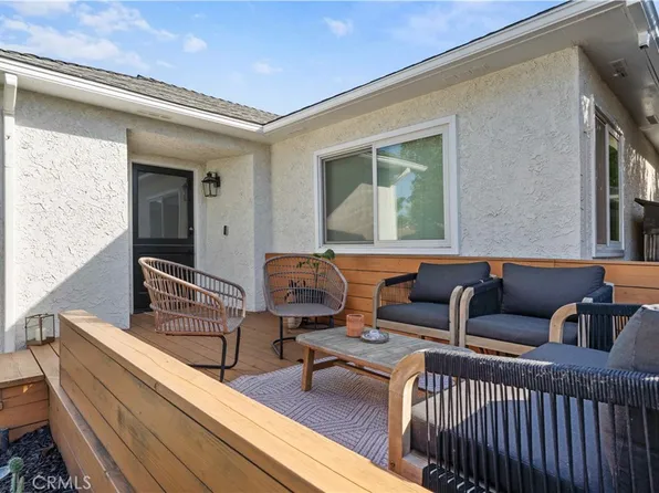 5824 Compass Dr, Los Angeles, CA 90045