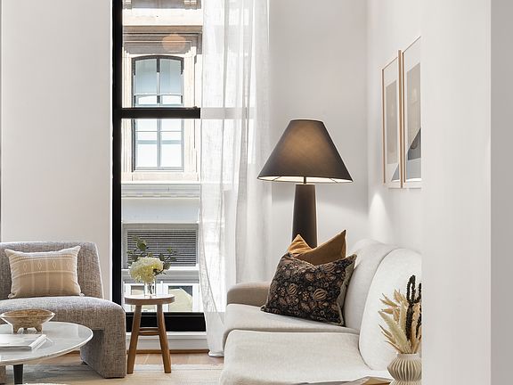 4th image of 71 Reade St APT 2A