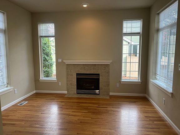3rd image of 36225 SE Isley St