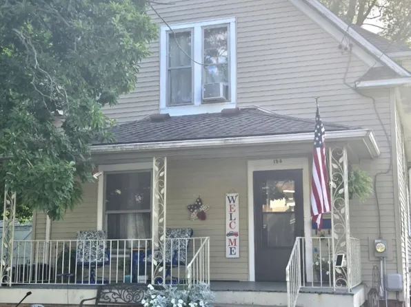 134 N Avenue D, Canton, IL 61520