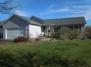 8682 Troy Marquette Ln, Monticello, MN 55362