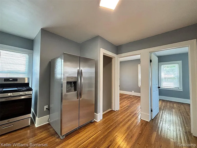7028 Studebaker Ave — Photo 6