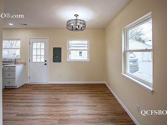 5th image of 2431 N Nevada Ave