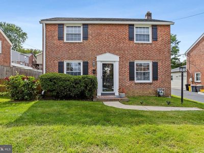 30 Wayne Ave, Springfield, PA, 19064