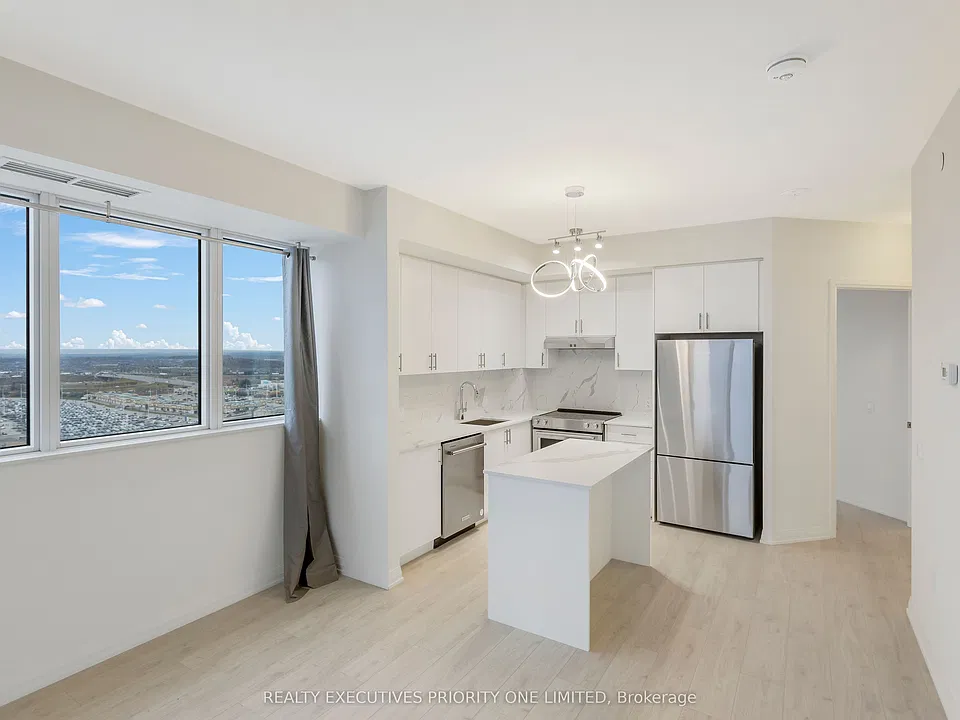 9000 Jane St #2018