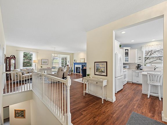 3rd image of 6753 Pine Arbor Blvd S