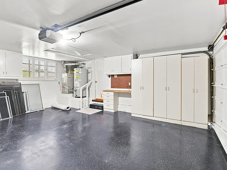 820 Eucalyptus Ave — Photo 45