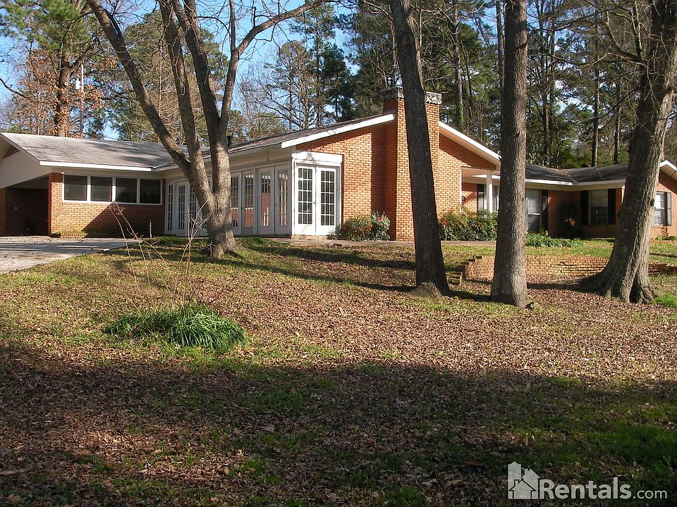 1st image of 1715 Oak Knoll Dr