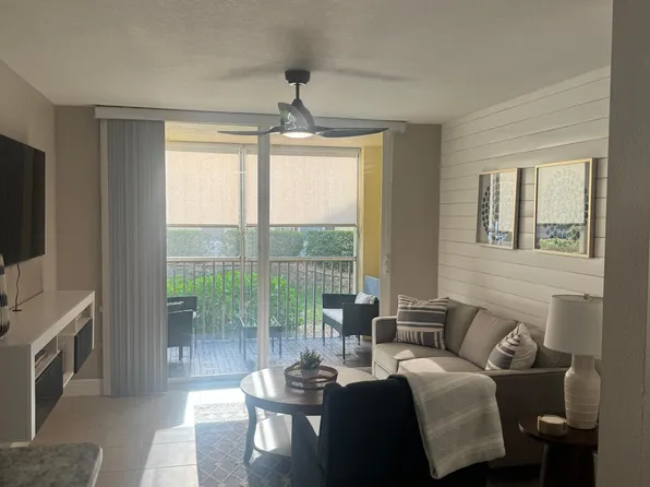 4105 Residence Dr APT 702, Fort Myers, FL 33901