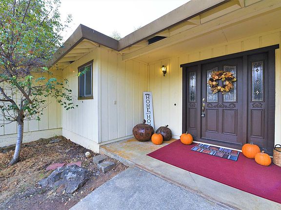 4th image of 19414 Rockridge Way