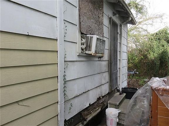 4th image of 2123 Euterpe St