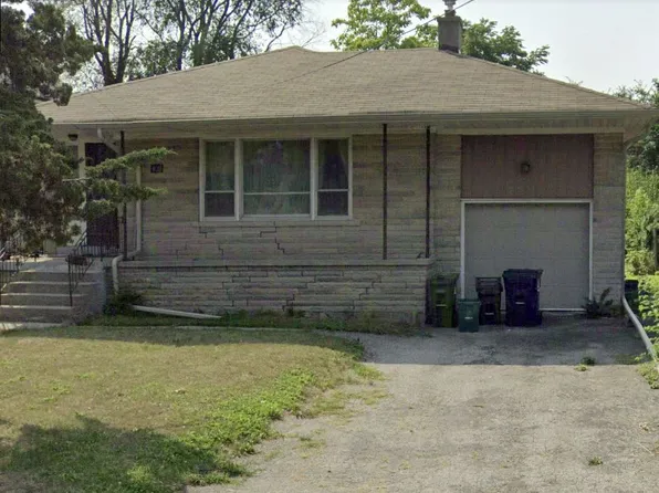 173 Overbrook Pl #A, Toronto, ON M3H 4R2