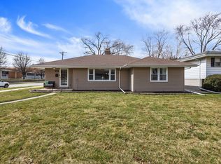 702 N Raymond St, Griffith, IN 46319