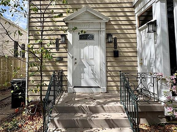 2nd image of 1116 Napoleon Ave