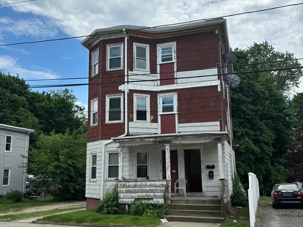 49 Carpenter St, Attleboro, MA 02703