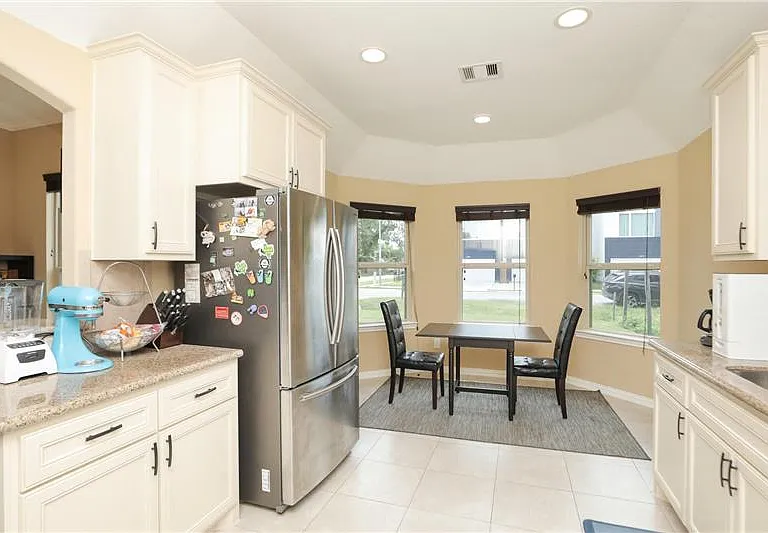 6615 Goldspier St — Photo 15