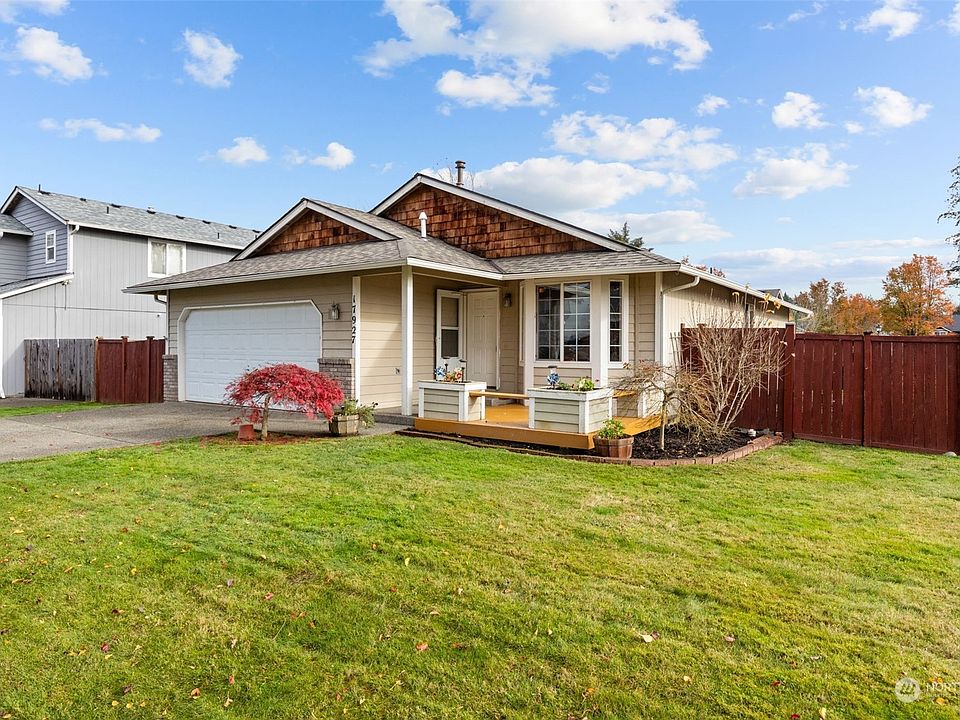 1st image of 17927 69th Avenue E