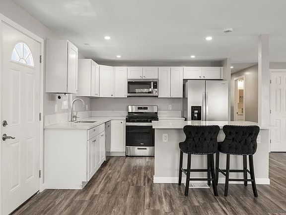 5th image of 1145 Barham Dr #145