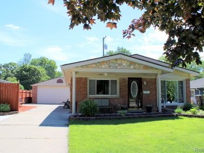 8951 Stevens St, Taylor, MI, 48180
