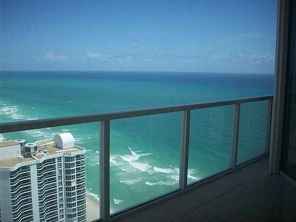 3rd image of 16699 Collins Ave #U 1207