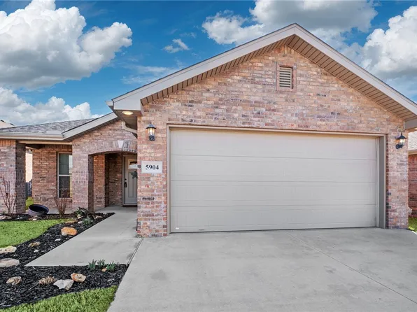 5904 NW McClellen St, Bentonville, AR 72713