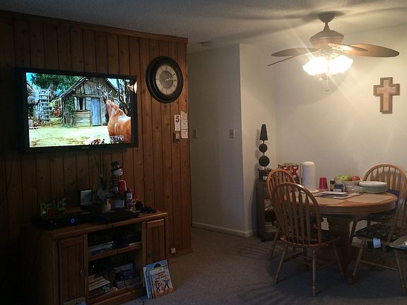 2nd image of 614 Meadowbrook Dr #614