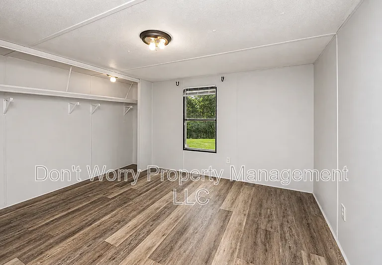 1086 Frye Rd — Photo 8