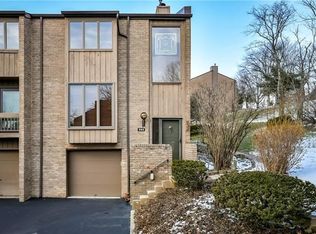 358 Hawthorn Ct, Pittsburgh, PA