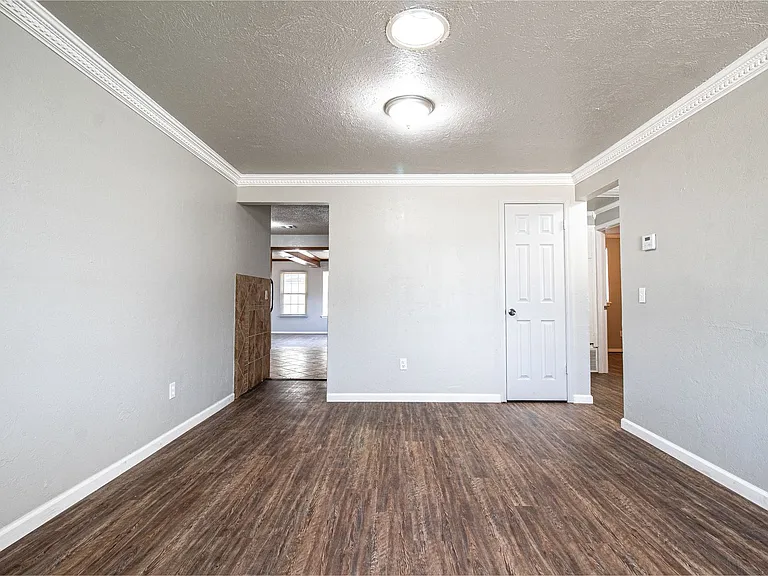 4101 SE 45th St — Photo 9
