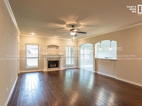 3rd image of 2643 N Brush Creek Dr