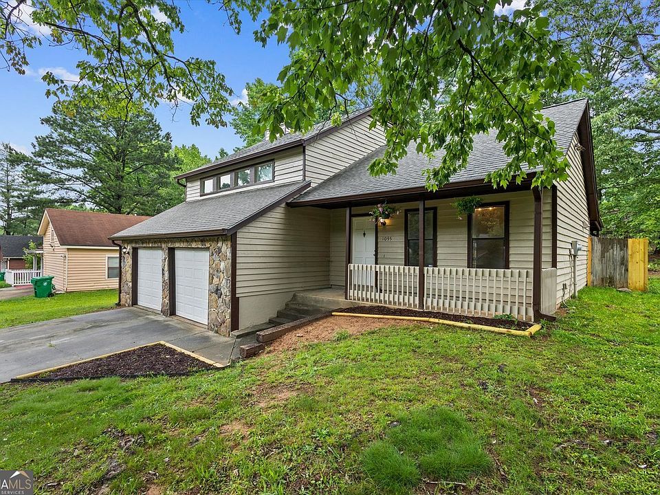 1st image of 1055 Chapman Ln