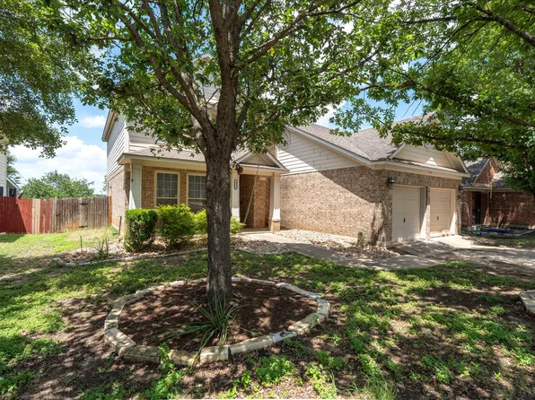 454 Fall Cir, Kyle, TX 78640