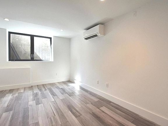 4th image of 738 E 6th St #3F