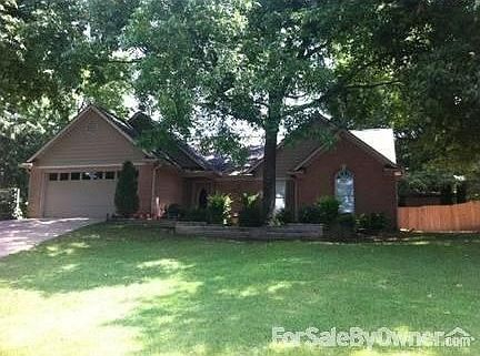 1st image of 6760 Lake Forest Dr