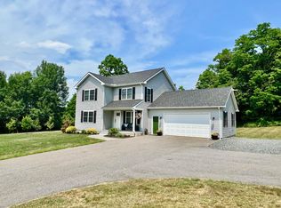 10 Locust Ln, West Chesterfield, NH 03466