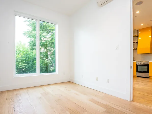 129 Troutman Street image 7 of 26