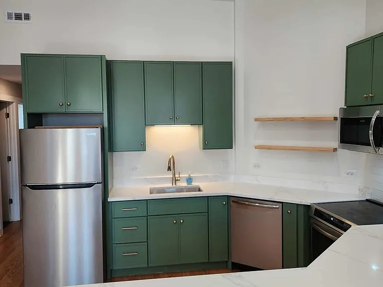 6321 S Eberhart Ave #2 — Photo 9