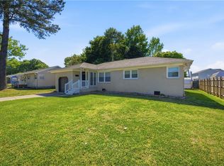 2802 Bending Oak Dr, Hampton, VA 23666
