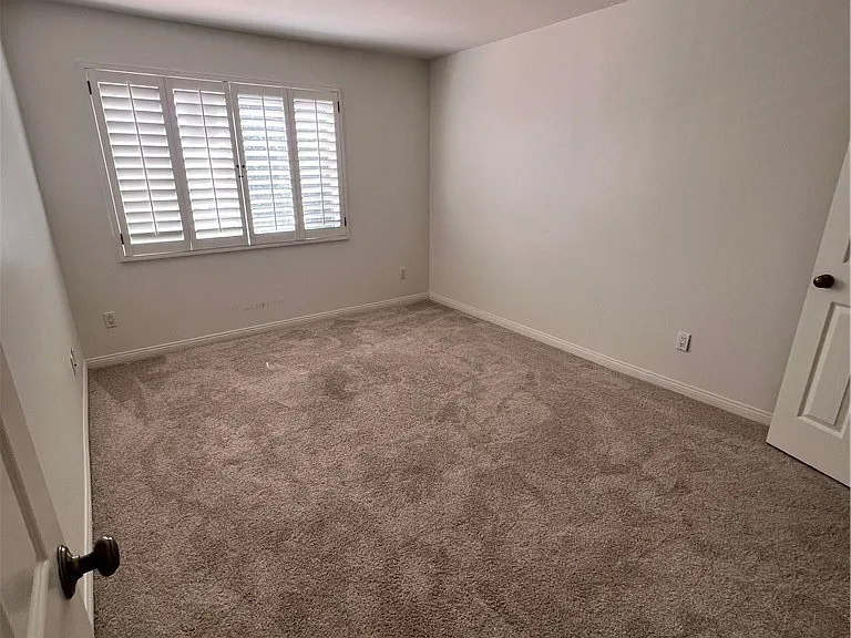10209 Oakdale Ave — Photo 15