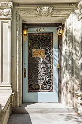 Rented by Dixon Advisory USA Inc.