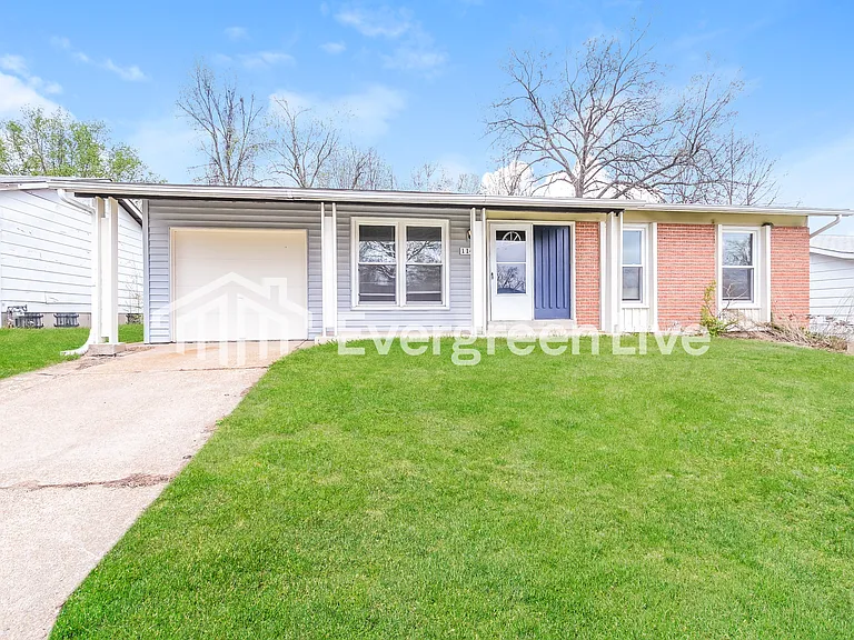11494 Altozano Ln — Photo 2
