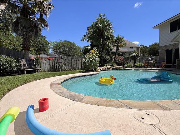 4th image of 30707 Melcrest Estates Dr