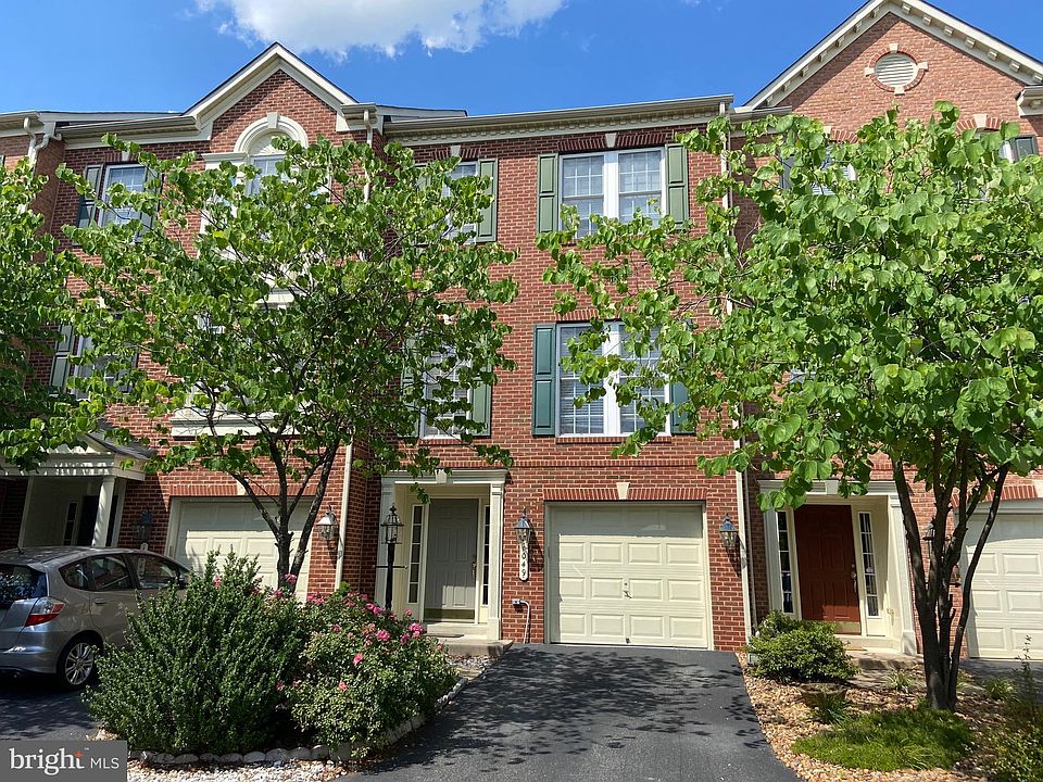 1st image of 1049 Hotchkiss Pl