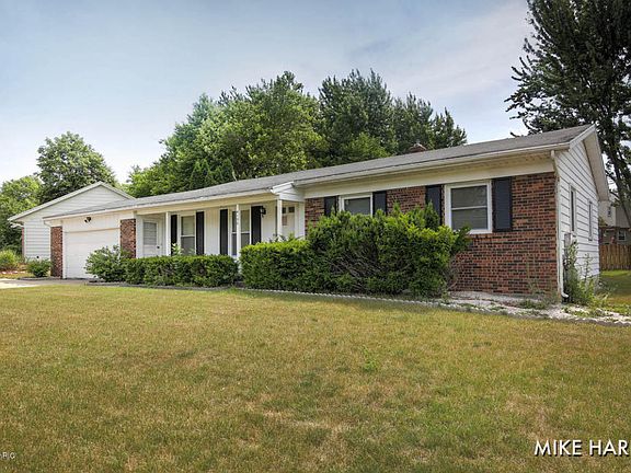 2nd image of 4130 Holyoke Dr SE