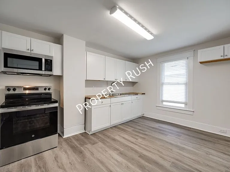 3818 Chandler Ave — Photo 16